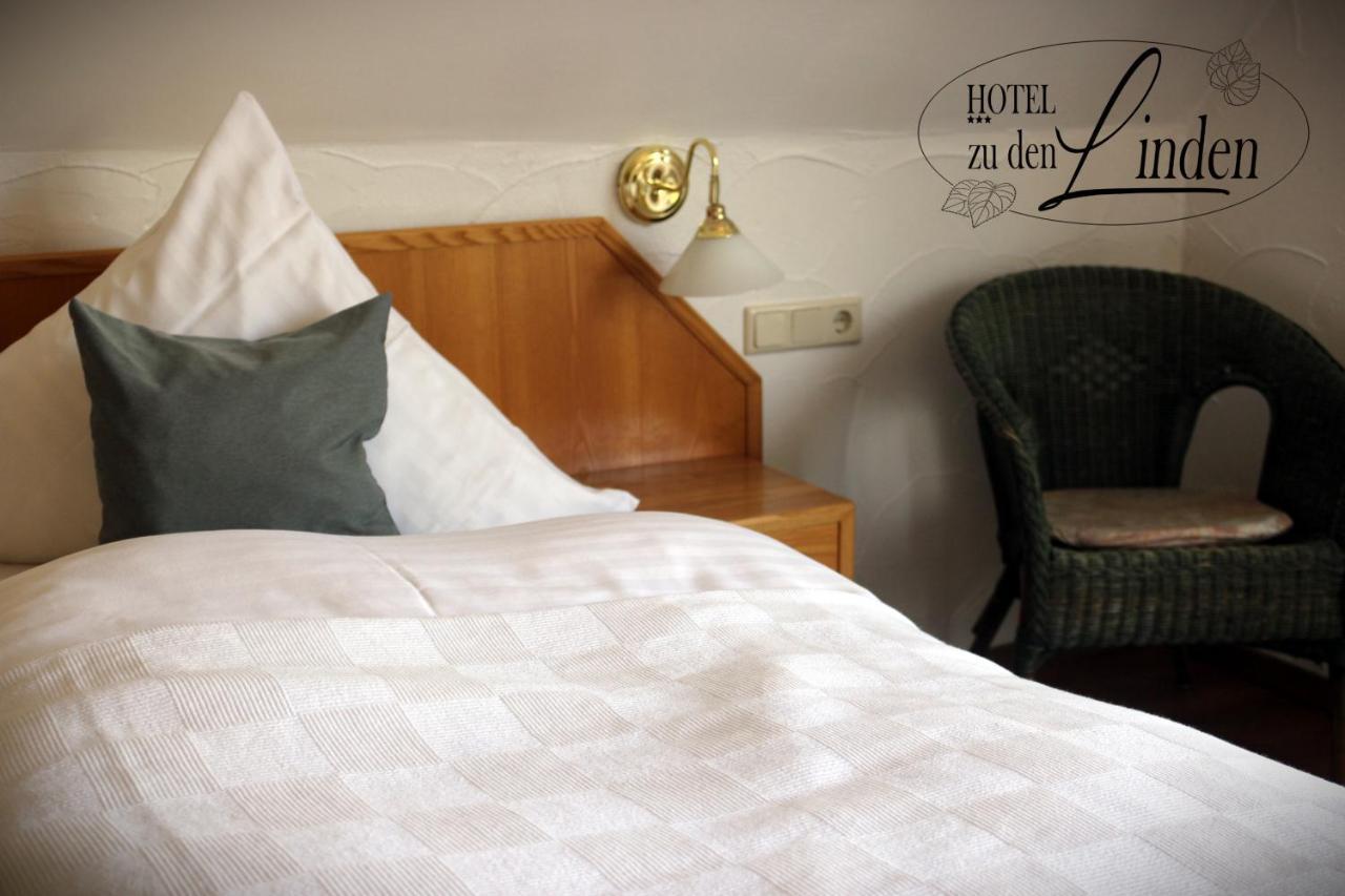 Hotel Zu Den Linden Wachtberg Bagian luar foto