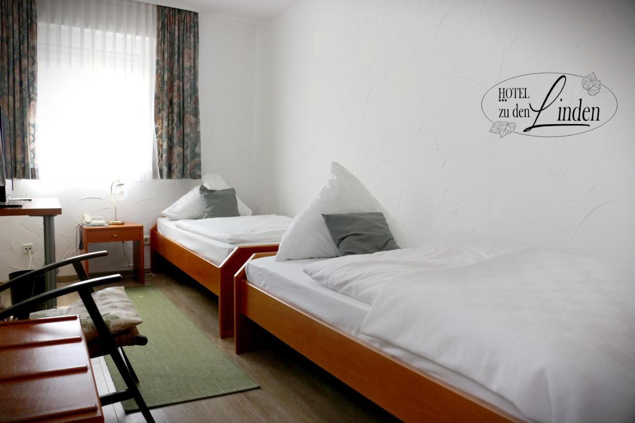 Hotel Zu Den Linden Wachtberg Bagian luar foto