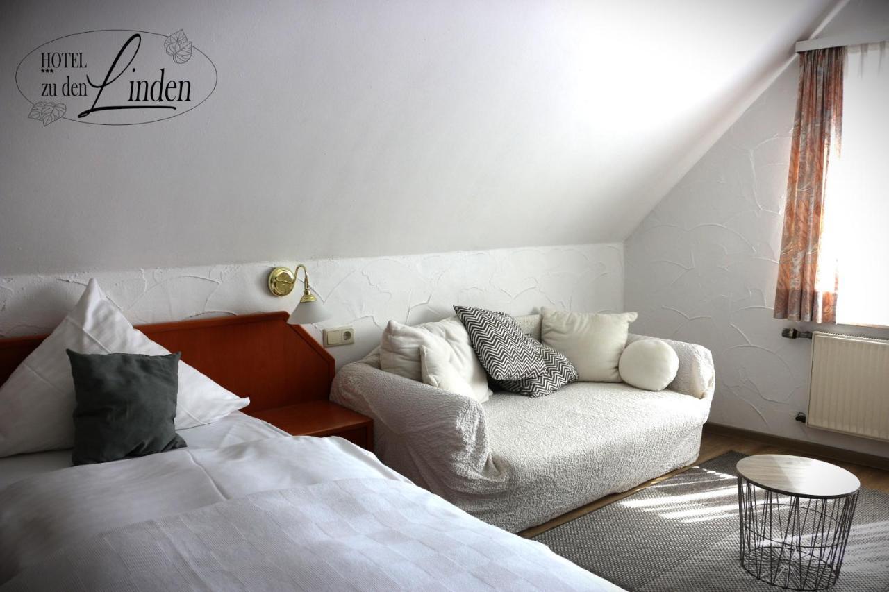Hotel Zu Den Linden Wachtberg Bagian luar foto