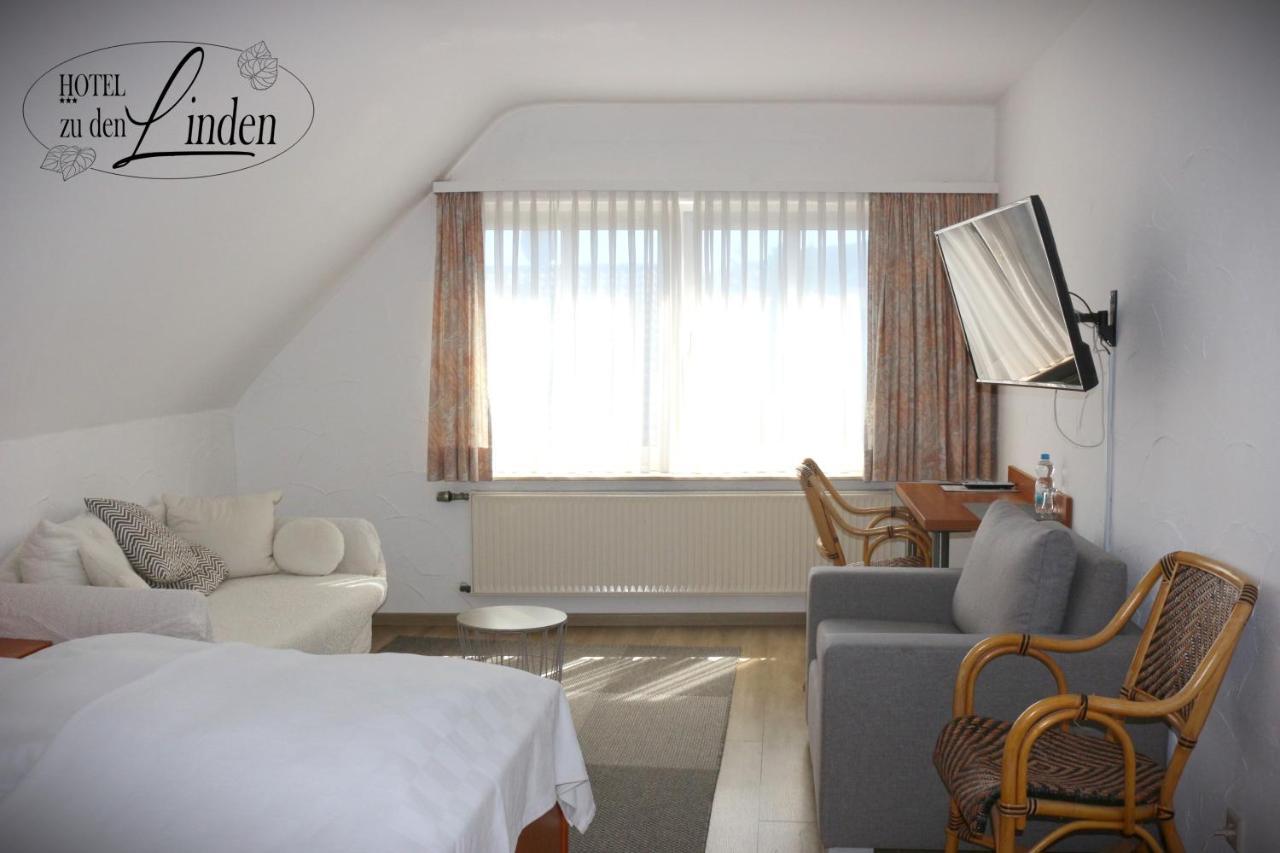 Hotel Zu Den Linden Wachtberg Bagian luar foto