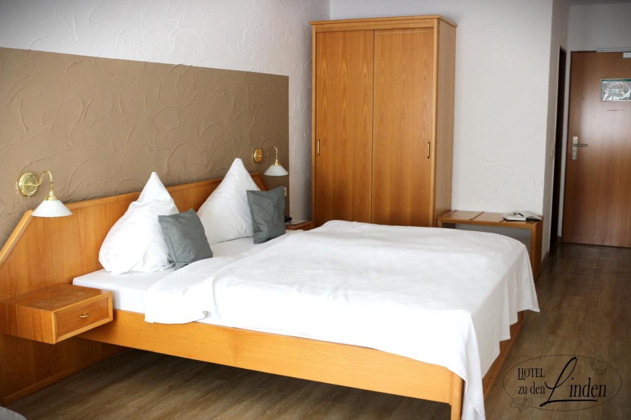 Hotel Zu Den Linden Wachtberg Bagian luar foto
